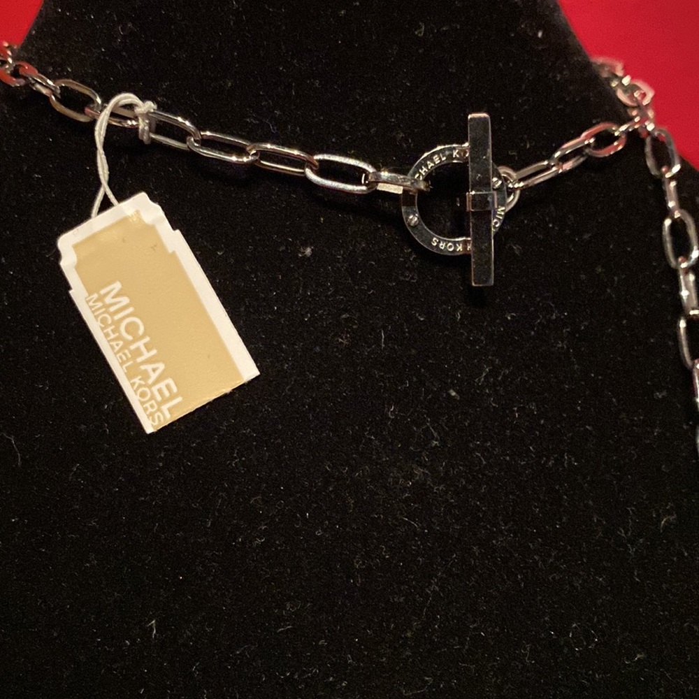 Michael Kors Beautiful Long Logo Necklace New WithTags - Picture 3 of 16